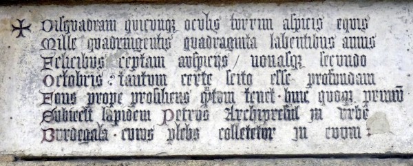 Inscription latine sur la tour pey berland