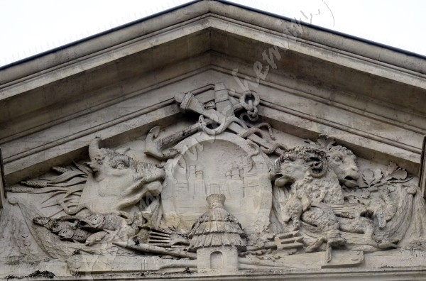  reliefs ancienne conserverie rodel   rue du jardin public