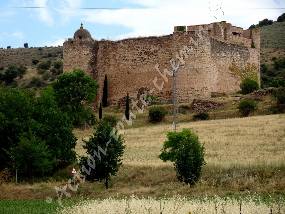 Castillo de Palazuelos imposant