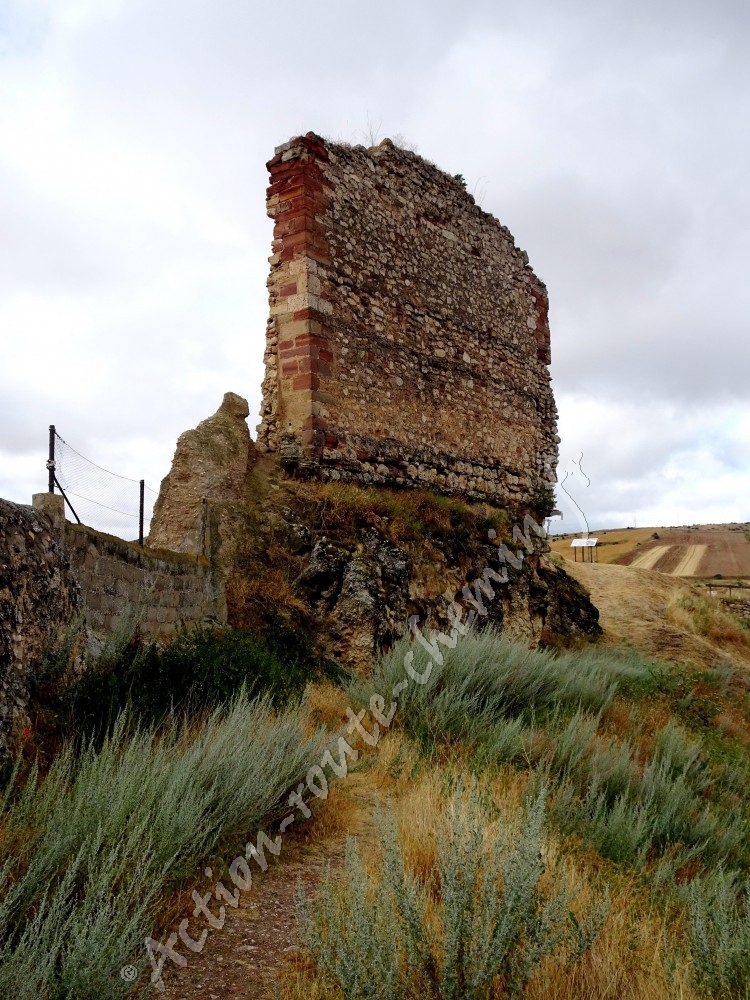 Ruine mur castillo de Molina de Aragon