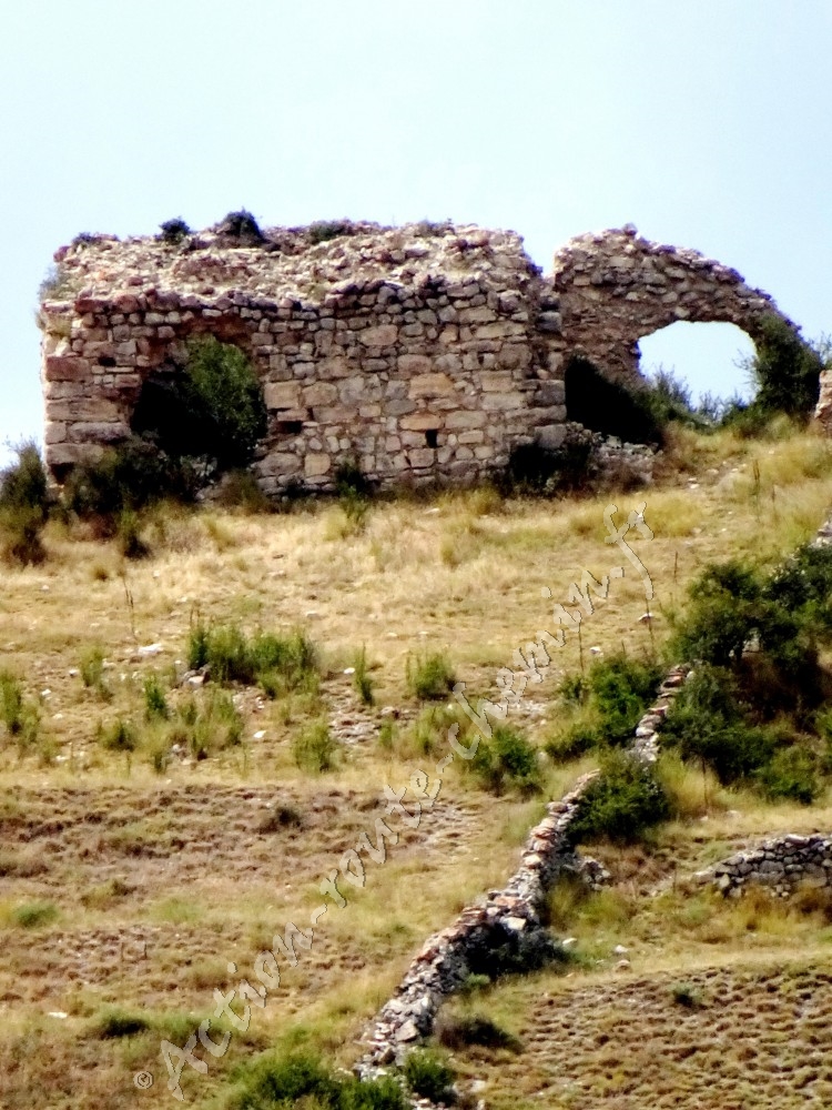 Ruines construction village de fortanete