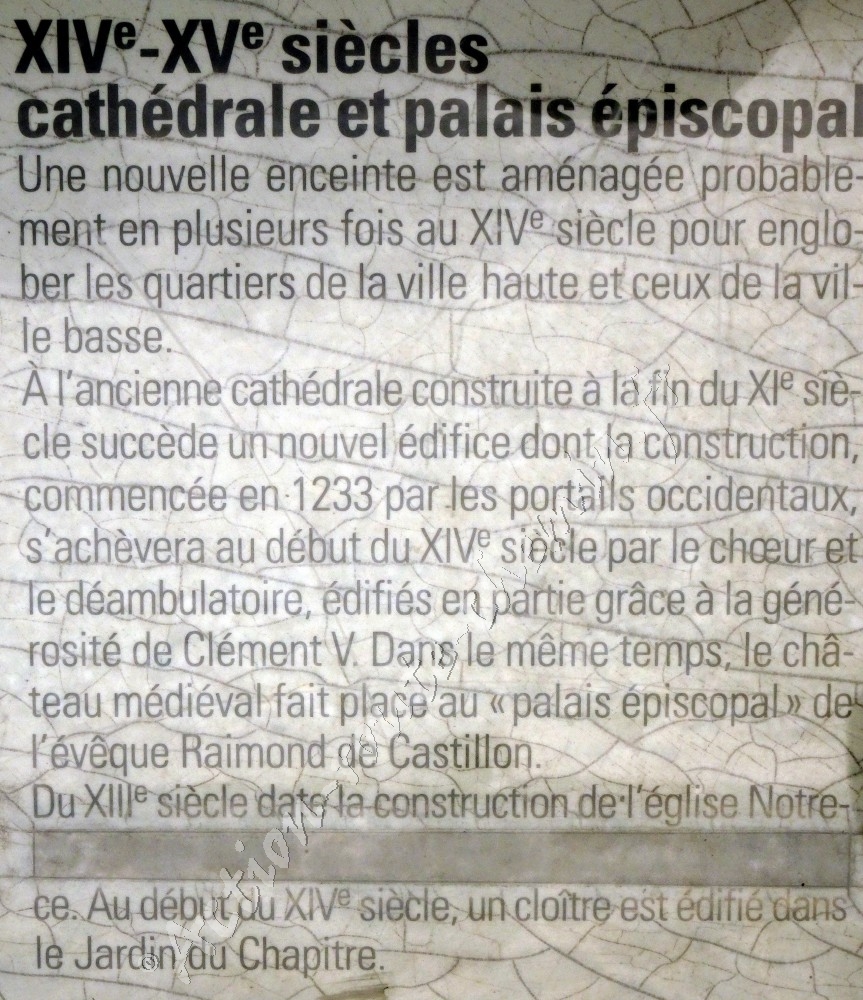 Texte sur la cathédrale et le palais episcopal de Bazas