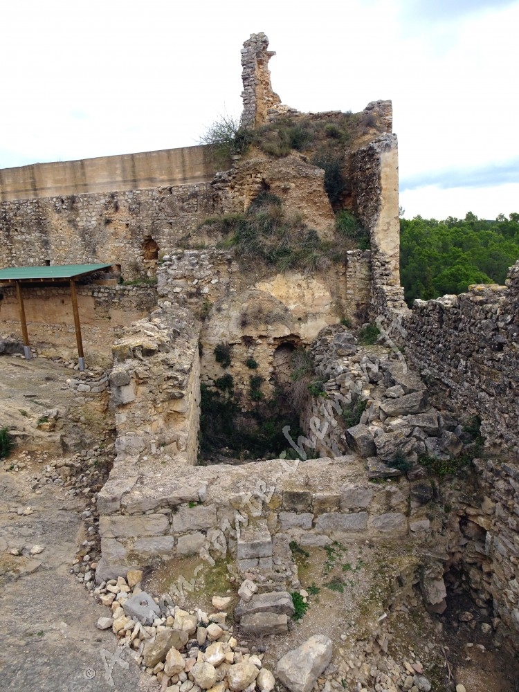 Ruines au château de Xivert