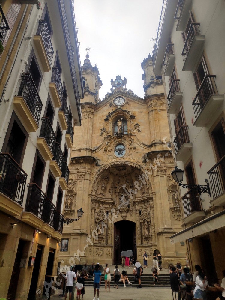 San Sebastian: basilique baroque Santa Maria vue exterieure