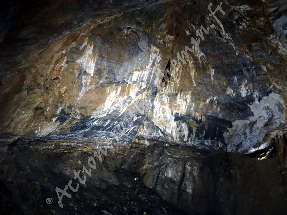 Roches à la grotte de La Verna