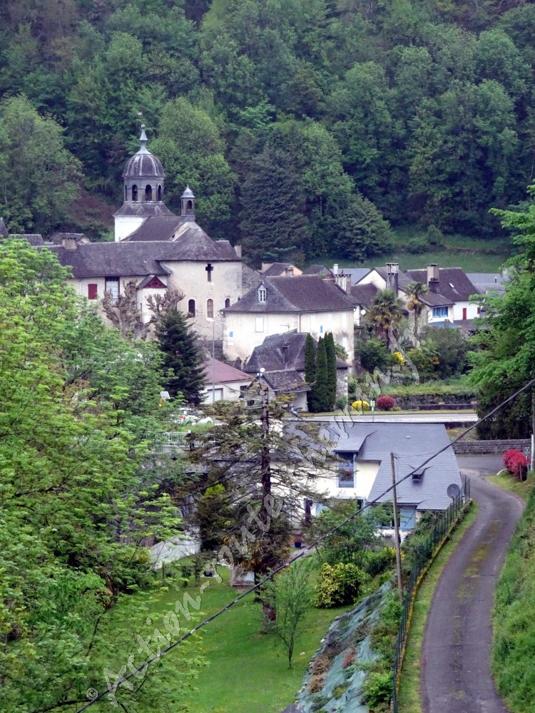 Village de Sarrance dans les Pyrénées