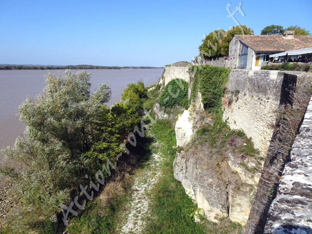 Blaye - fortification de la Citadelle - côté estuaire