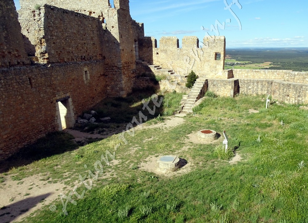 Castillo de Gormaz - emplacement des citernes d’eau