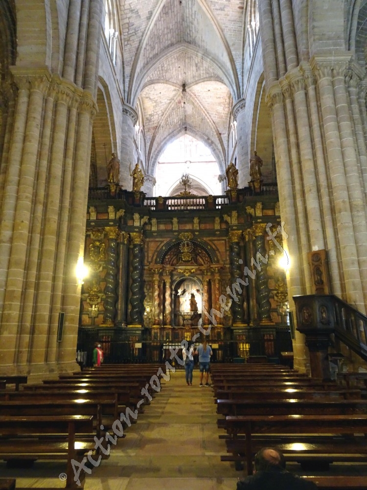 Interieur cathedrale de siguenza
