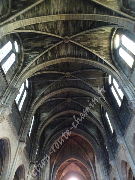Interieur eglise saint ferdinand de bordeaux