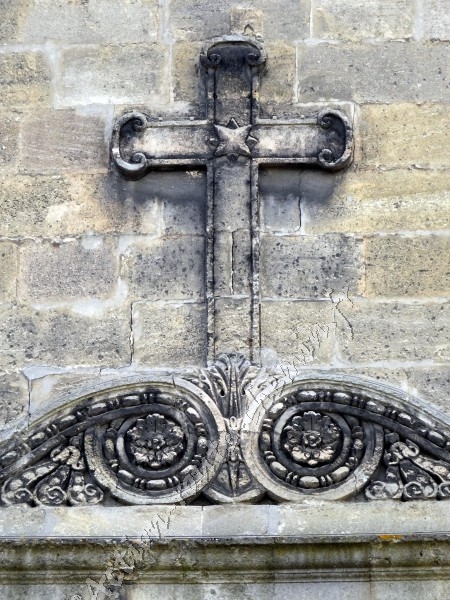 Eglise st nicolas de bordeaux croix particuliere