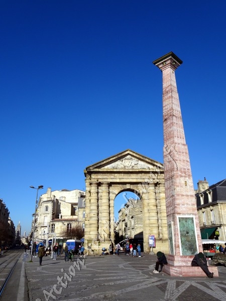 Bordeaux obelisque place vistoire