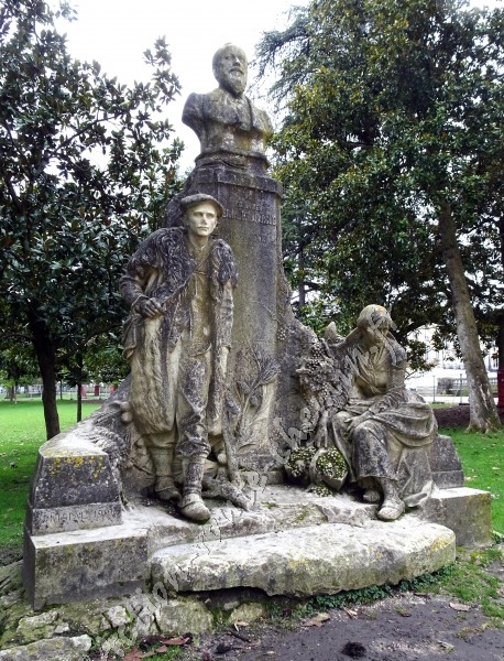 Monument de jean fernand lafargue au jardin public de bordeaux